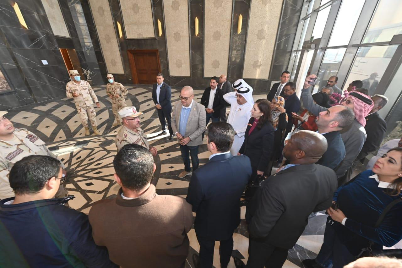 وزير الإسكان