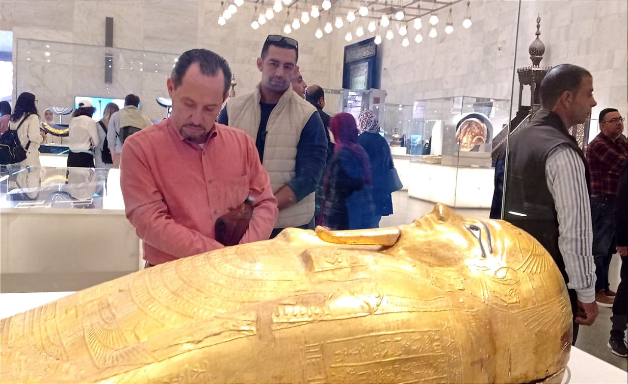 القائم بأعمال السفير الأمريكي