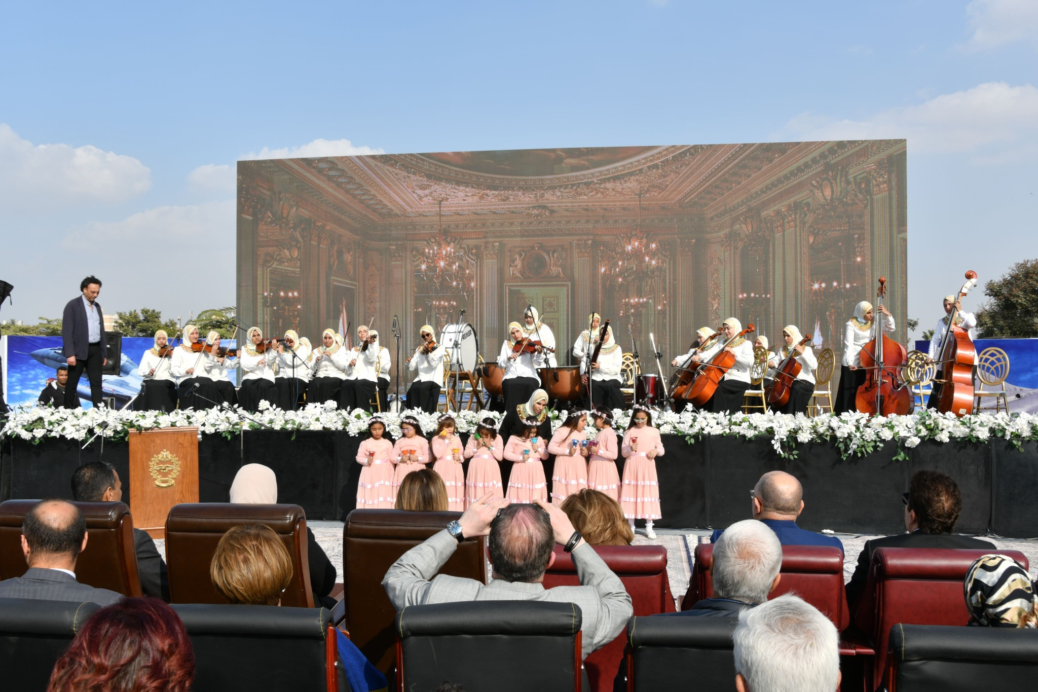 أبطال قادرون باختلاف