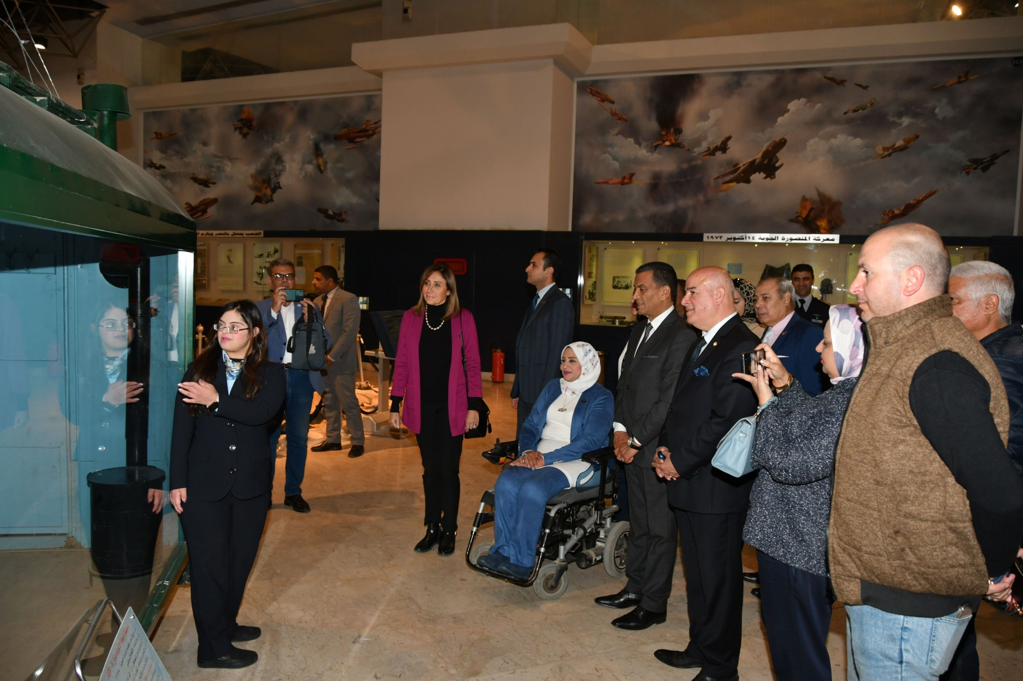 أبطال قادرون باختلاف