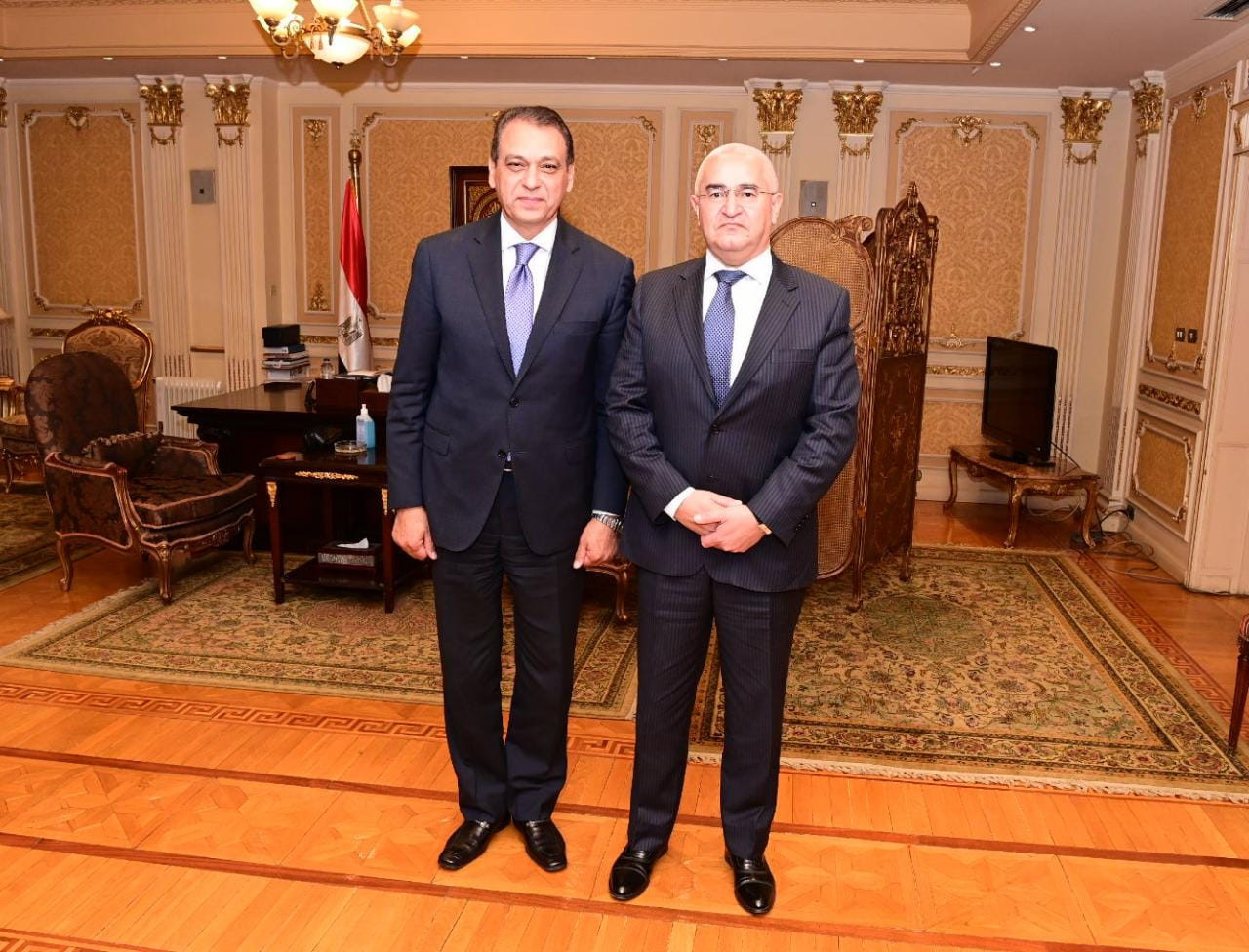 وزير شئون المجالس النيابية