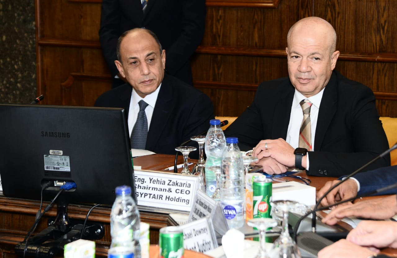 وزير الطيران