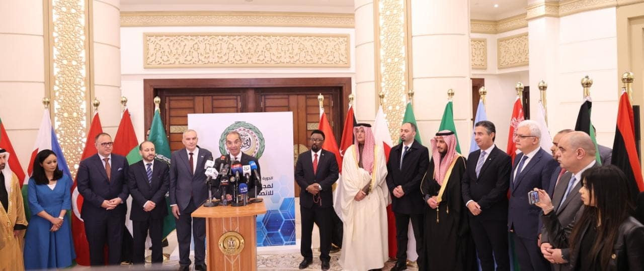 وزير الاتصالات