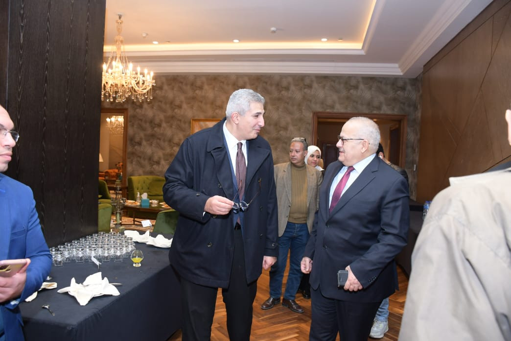 جامعة القاهرة بمعرض الكتاب