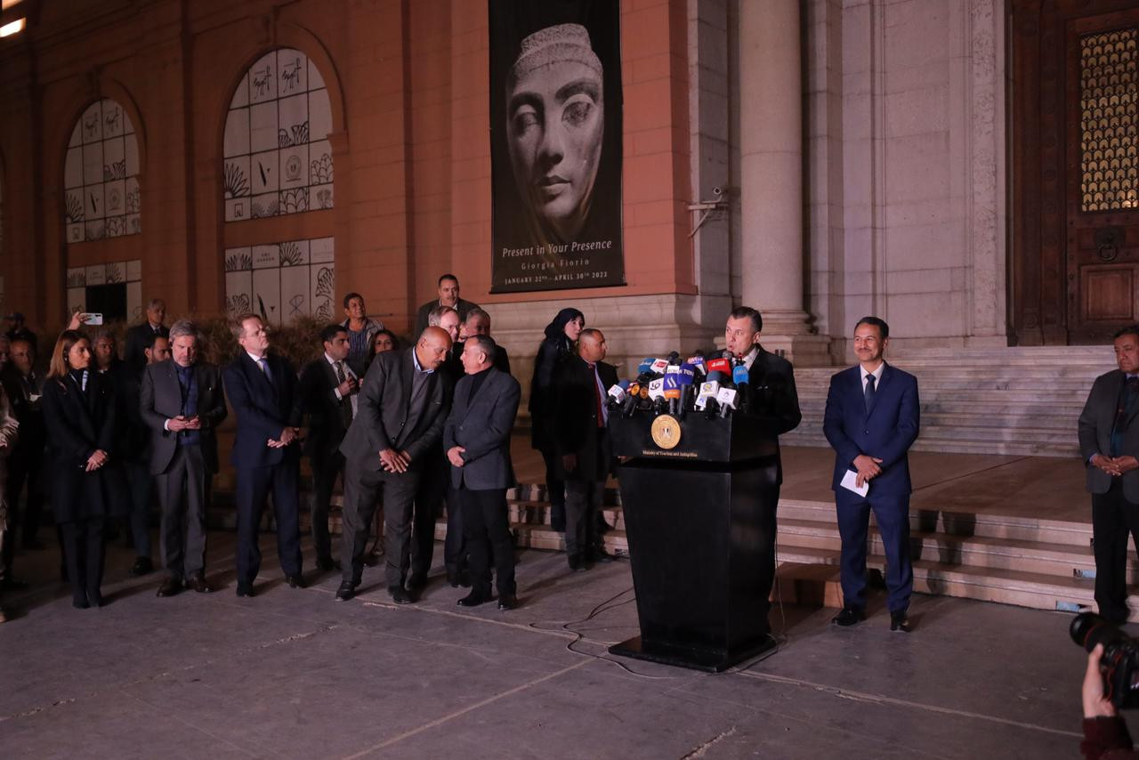 وزير السياحة