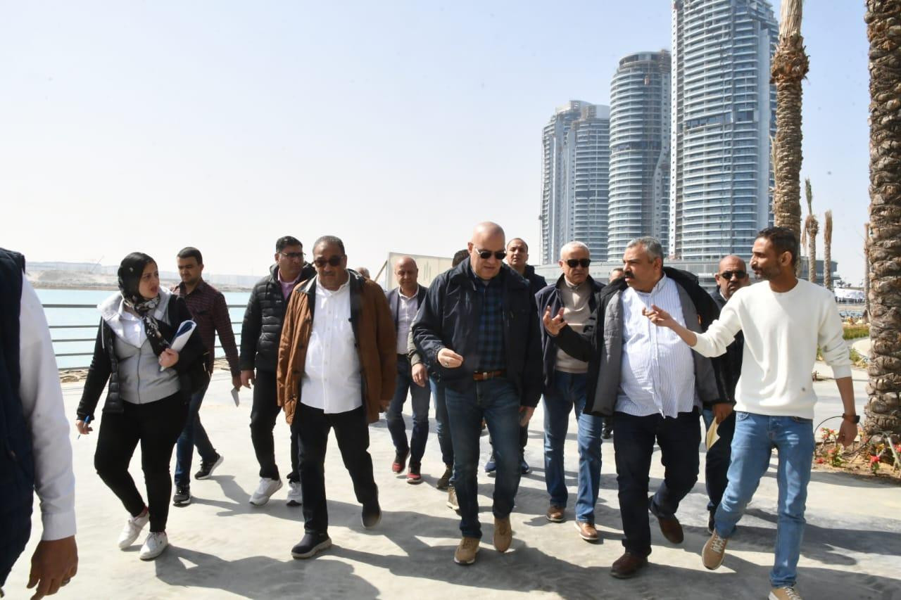 وزير الإسكان