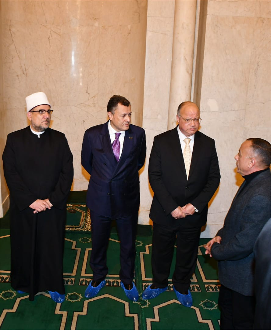 وزيرا الأوقاف والسياحة