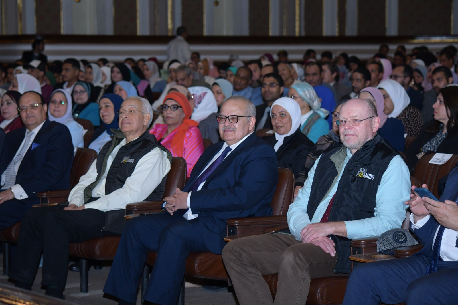 عميد هندسة القاهرة