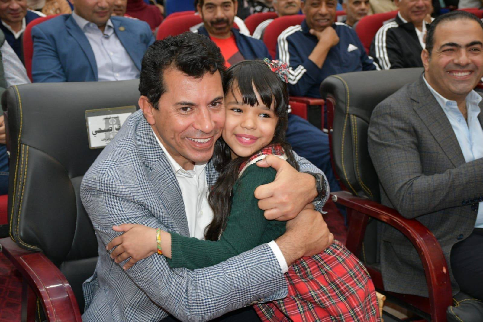 وزير الرياضة الوادي الجديد