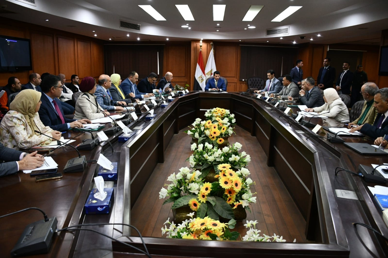 وزير الرياضة اجتماع