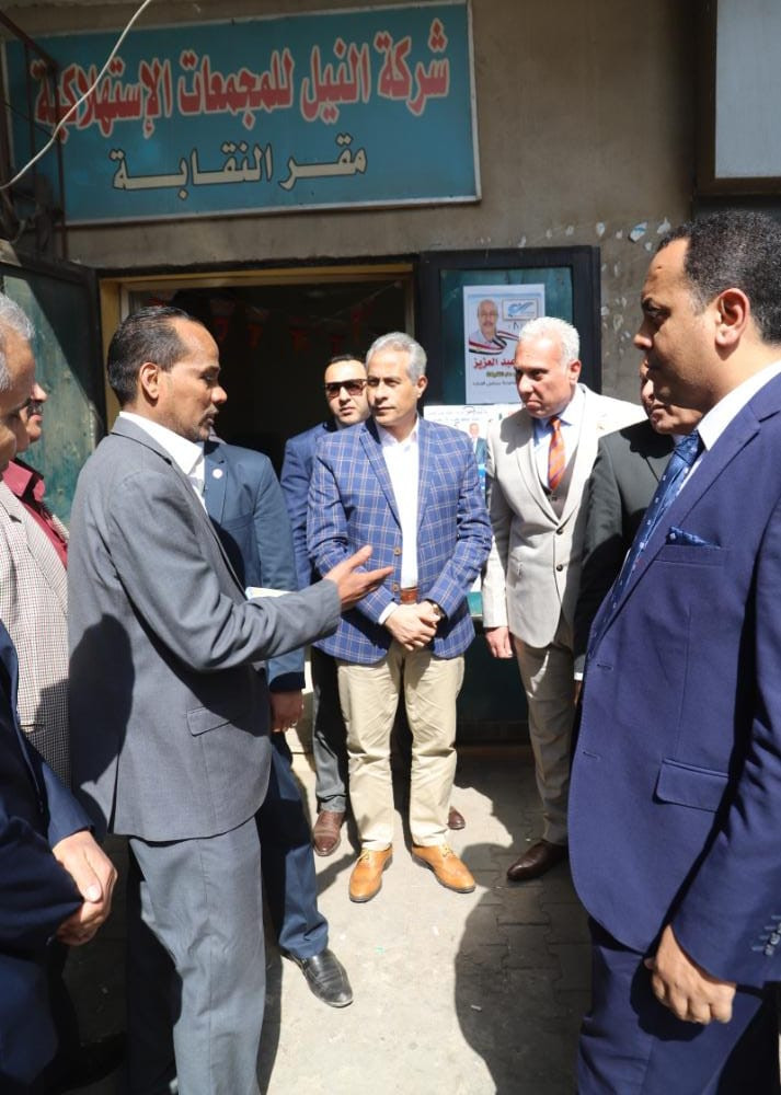 وزير القوى العاملة