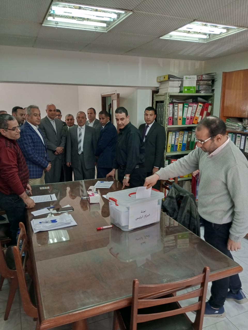 وزير القوى العاملة