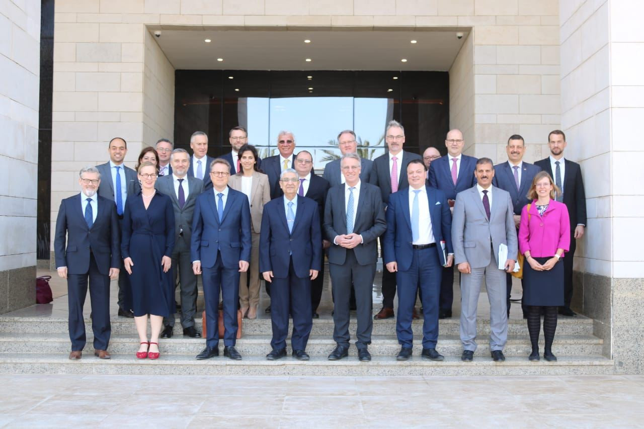 وزير الكهرباء يستقبل وفد ألمانى