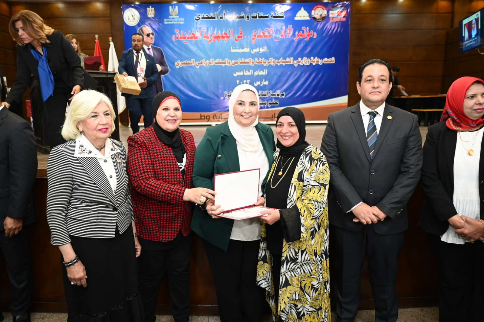 نيفين القباج