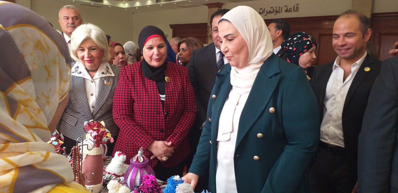 نيفين القباج