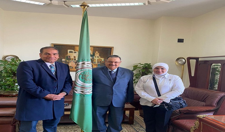 أيمن عطية وعبير ظلام