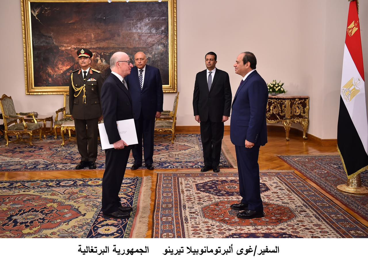 السفراء