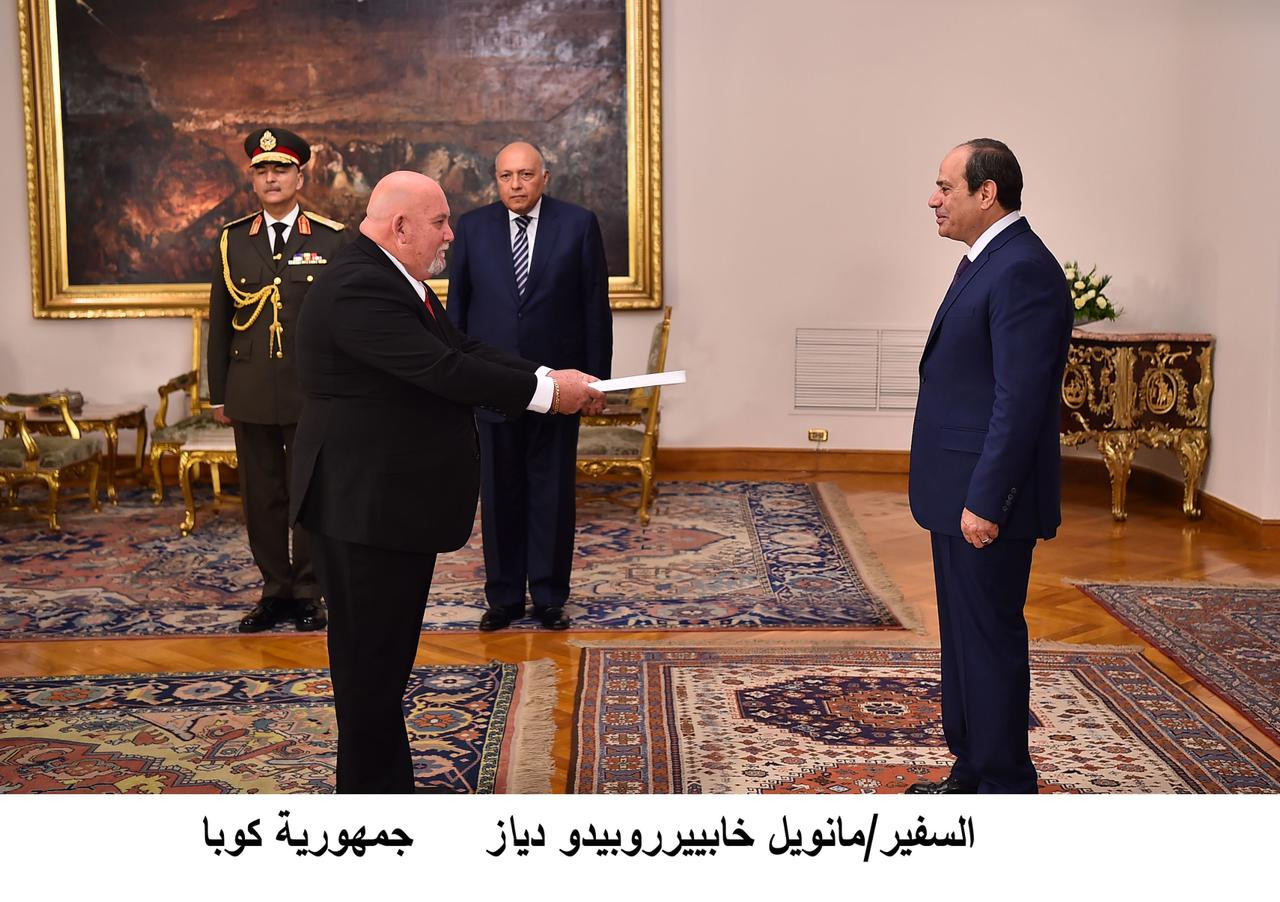 السفراء
