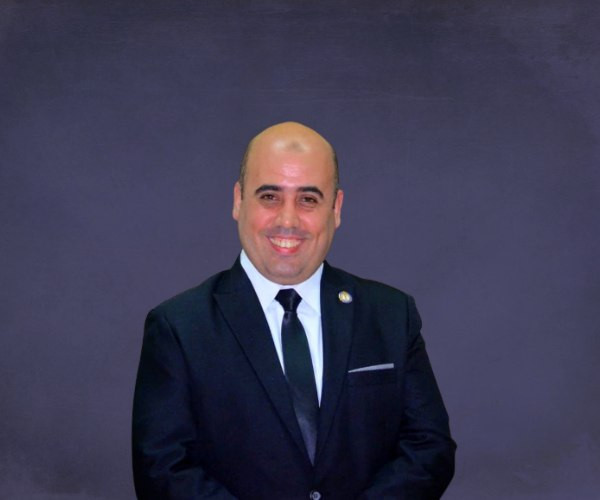 د.محمد لطفي