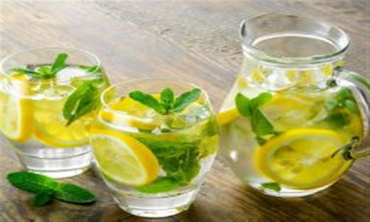 ماء بالنعناع