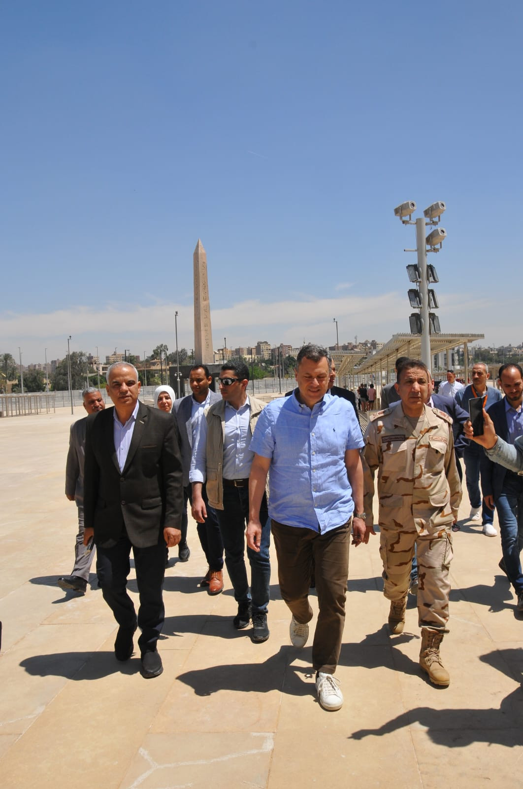 وزير السياحة