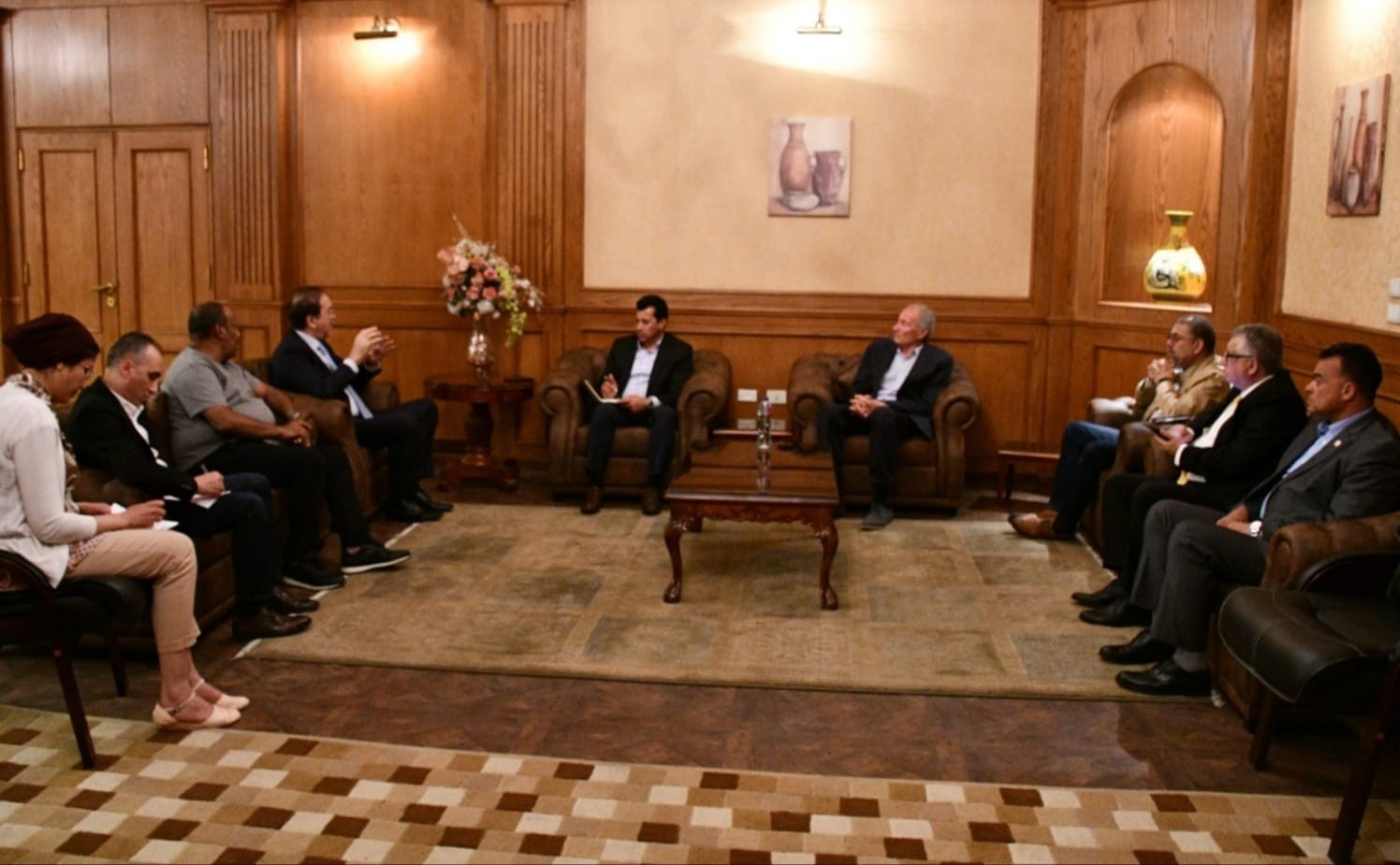 وزير الرياضة يستقبل رئيس اتحاد اللجان الأولمبية الأفريقية