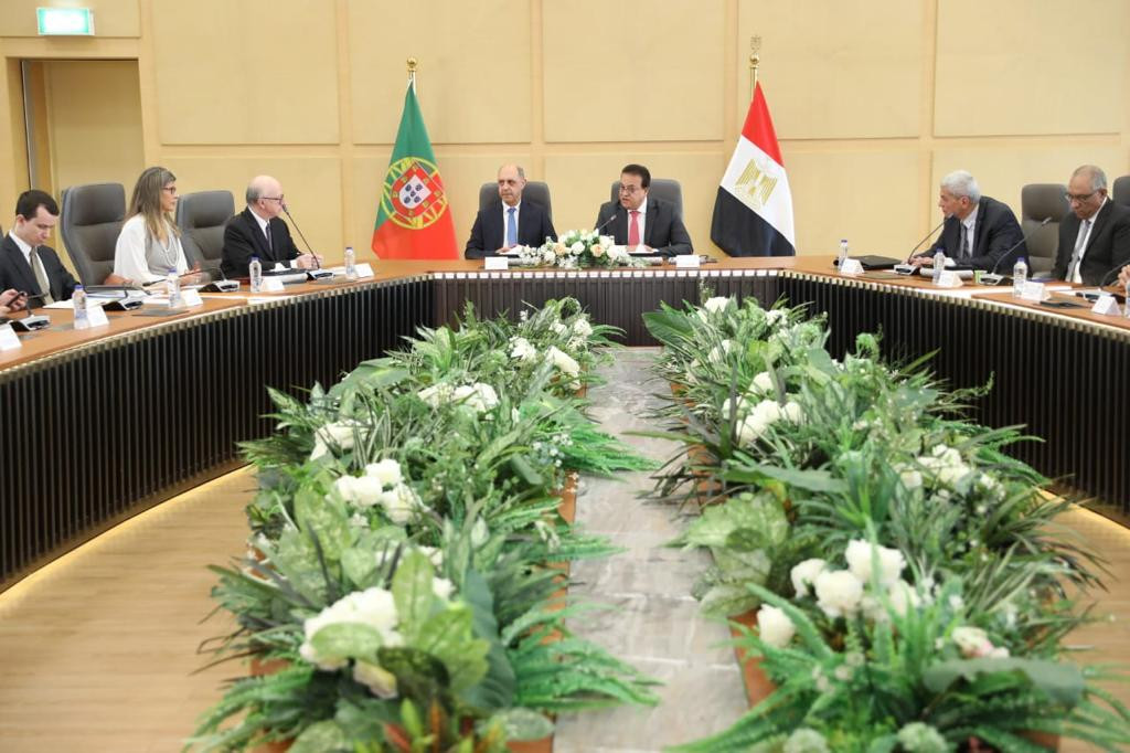 وزير الصحة ونظيره البرتغالي