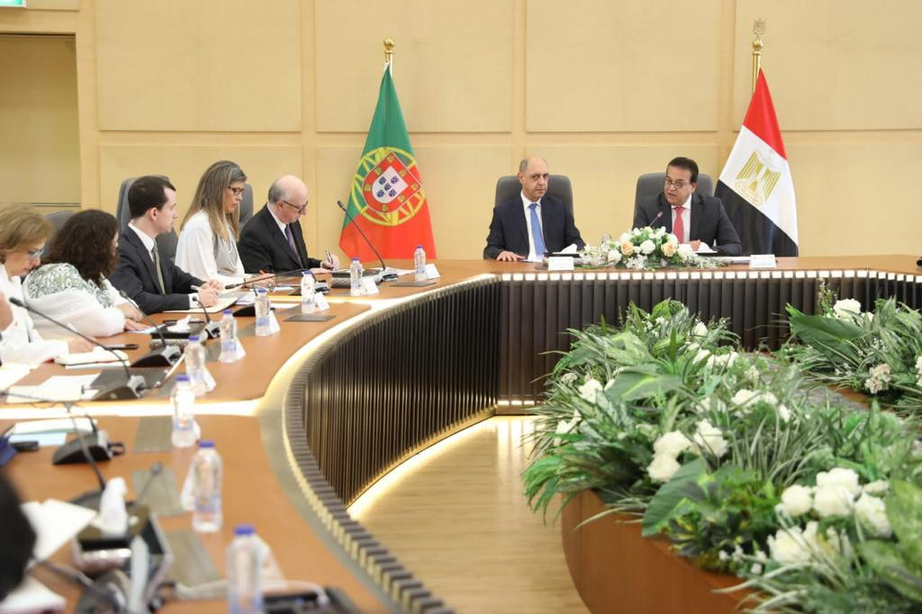 وزير الصحة ونظيره البرتغالي