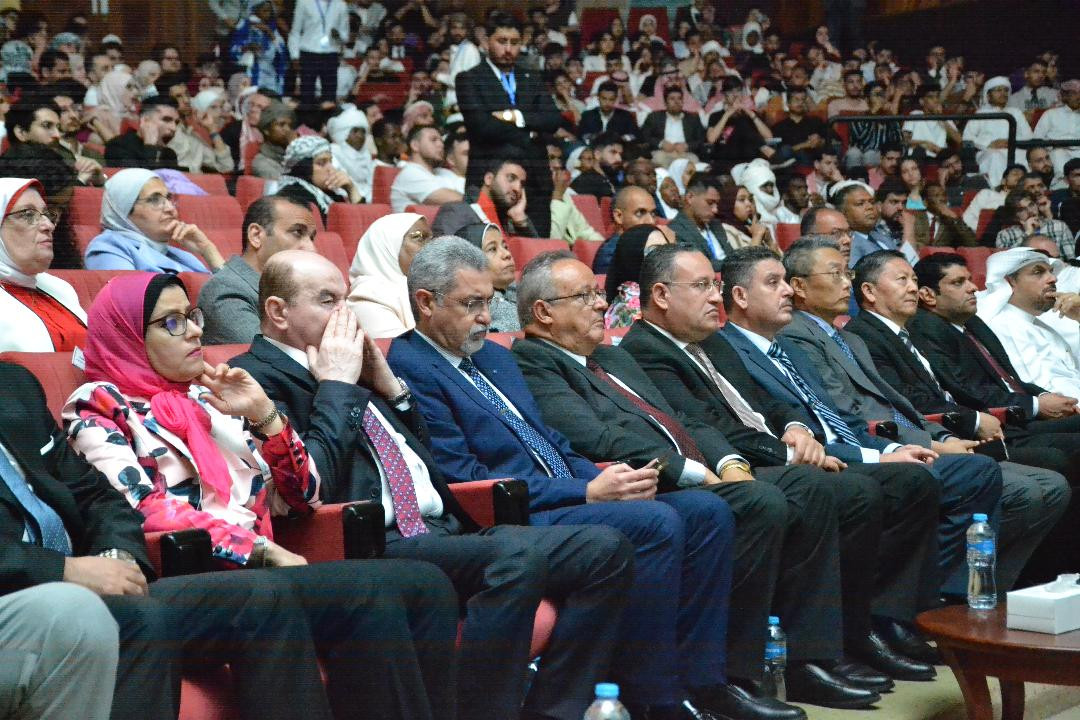 رئيس جامعة الإسكندرية