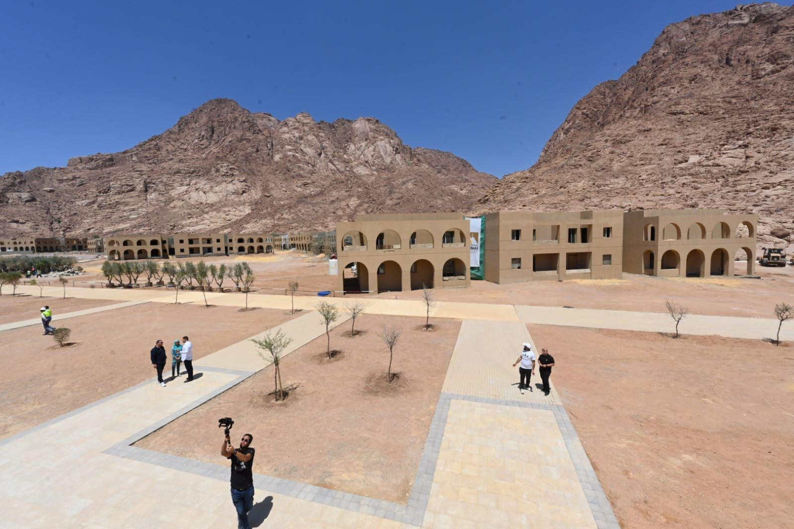 جولة وزير الإسكان