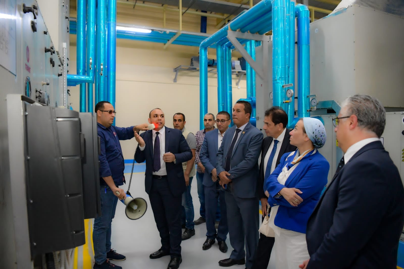 وزيرة البيئة