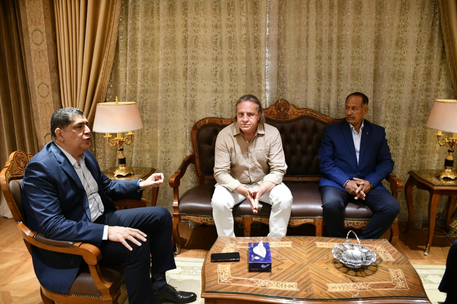 صبحي يلتقي مجلس إدارة اتحاد كرة اليد