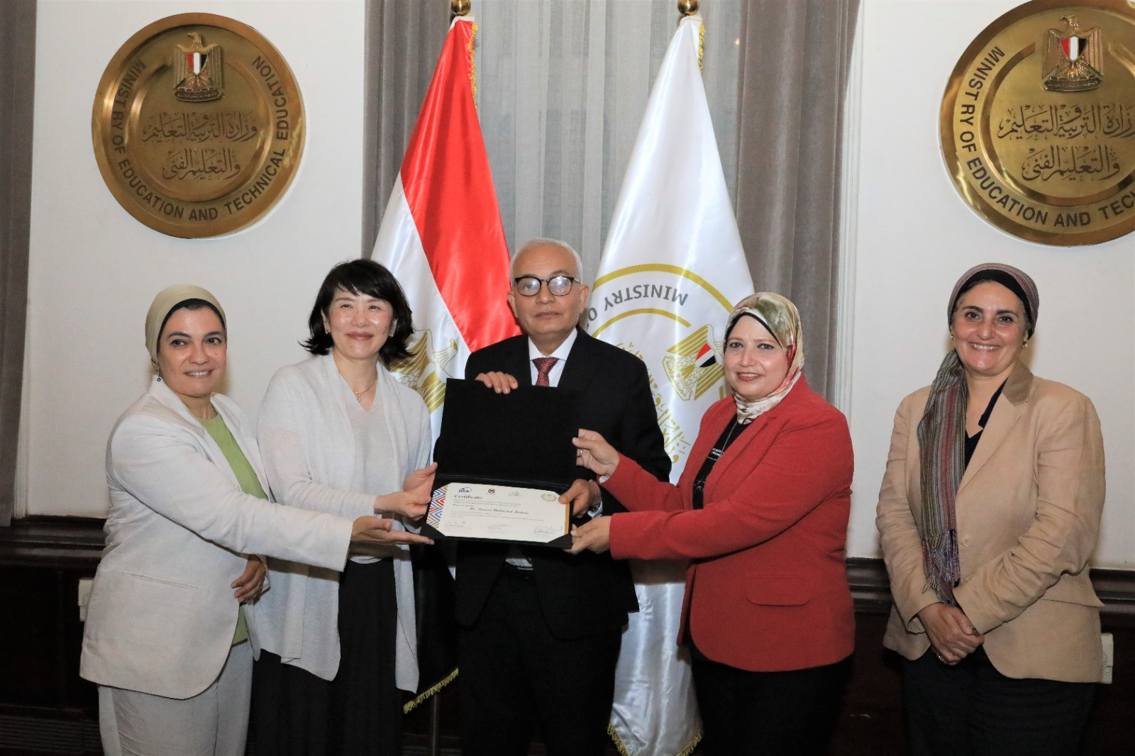 وزير التعليم يشهد حفل اعتماد التوكاتسو