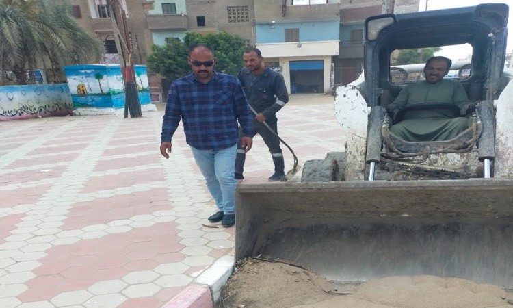 صور..محافظ المنيا يوجه بمواصلة حملات النظافة ورفع الاشغالات بالمراكز و