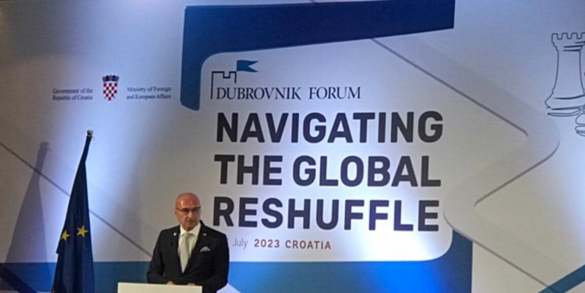 مدير مركز القاهرة