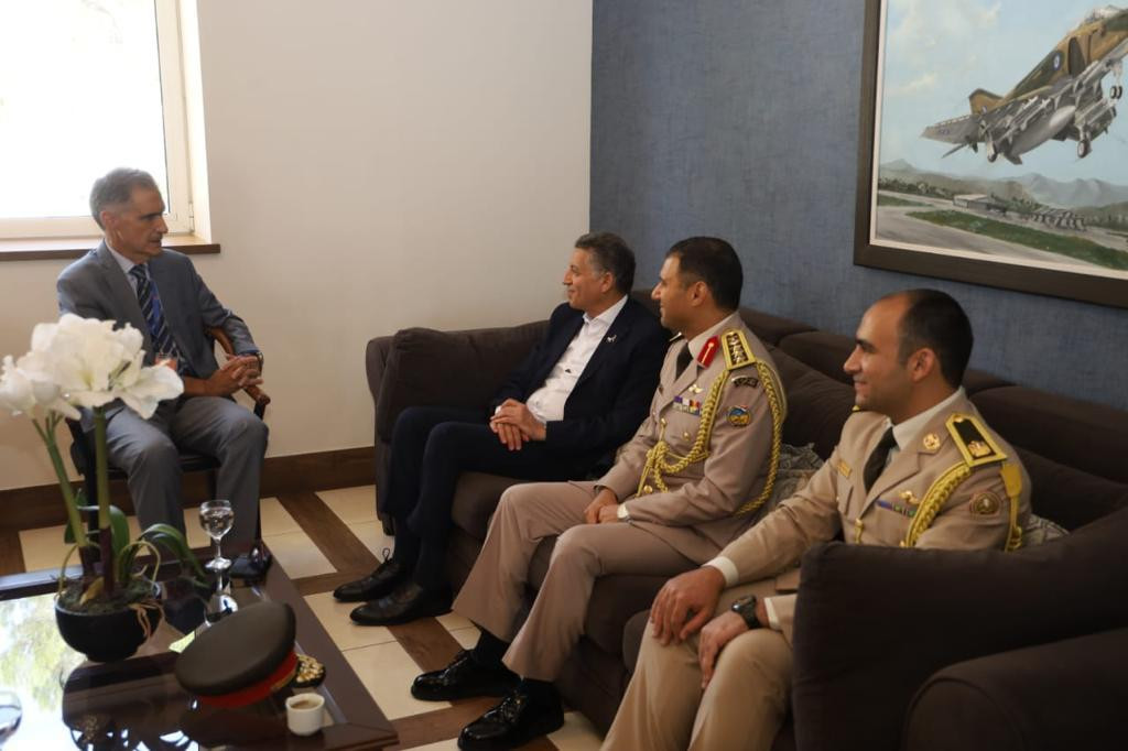 القوات المسلحة تشارك السلطات اليونانية فى إخماد الحرائق