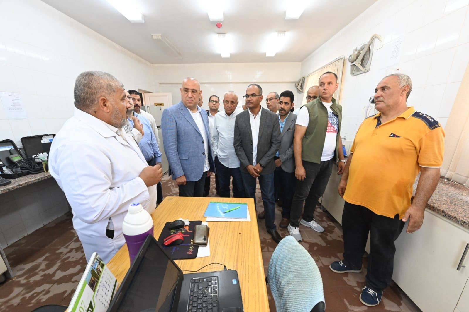 وزير الإسكان