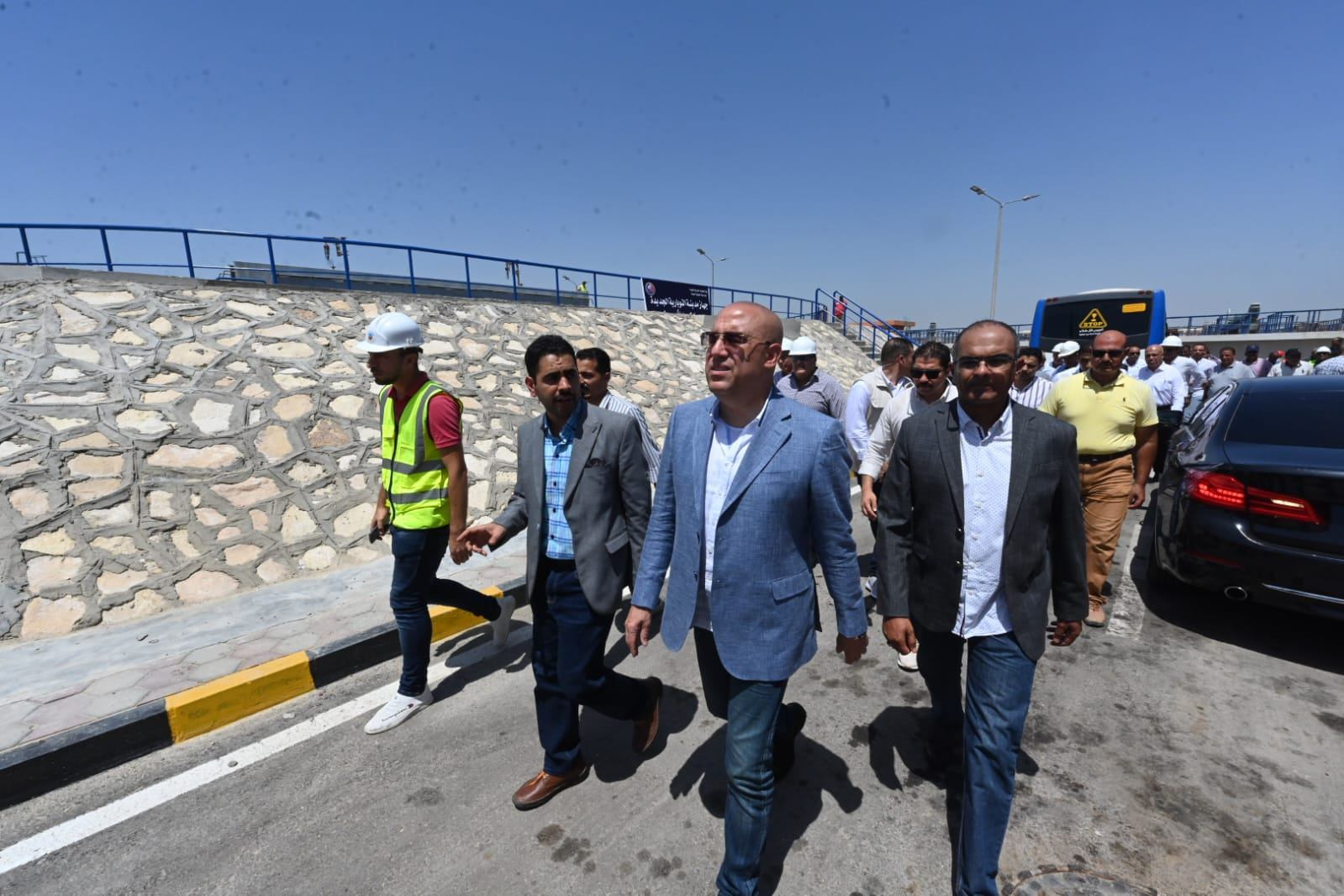 وزير الإسكان