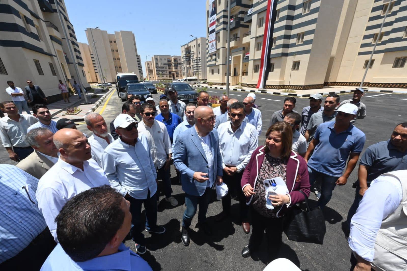 وزير الإسكان