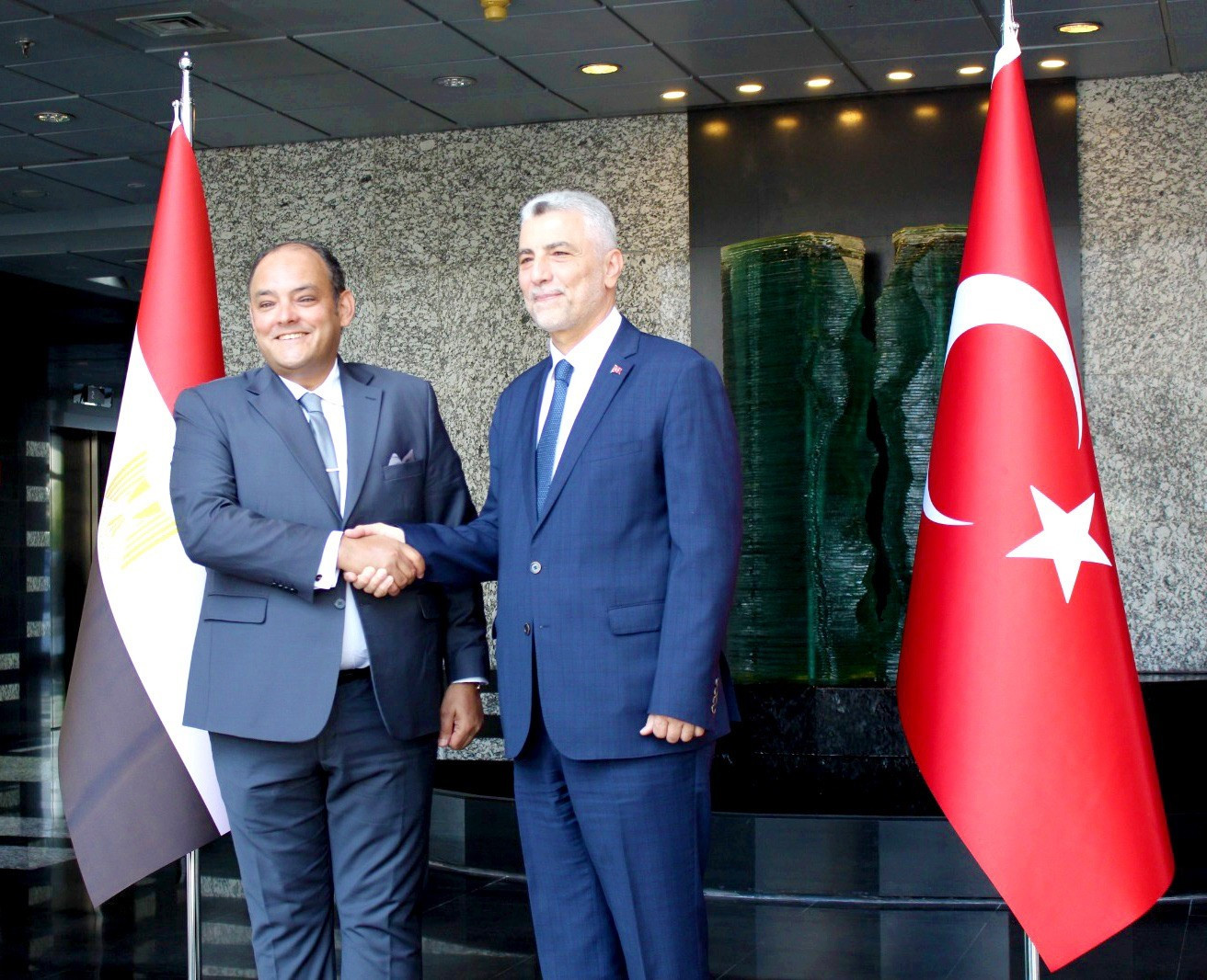 وزير التجارة والصناعة