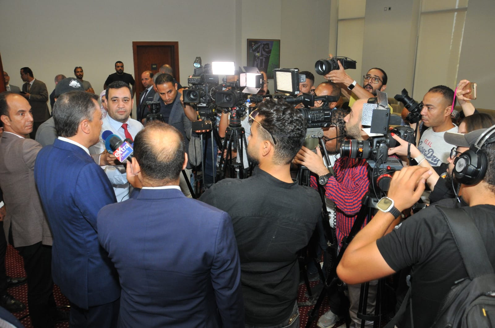 وزير السياحة