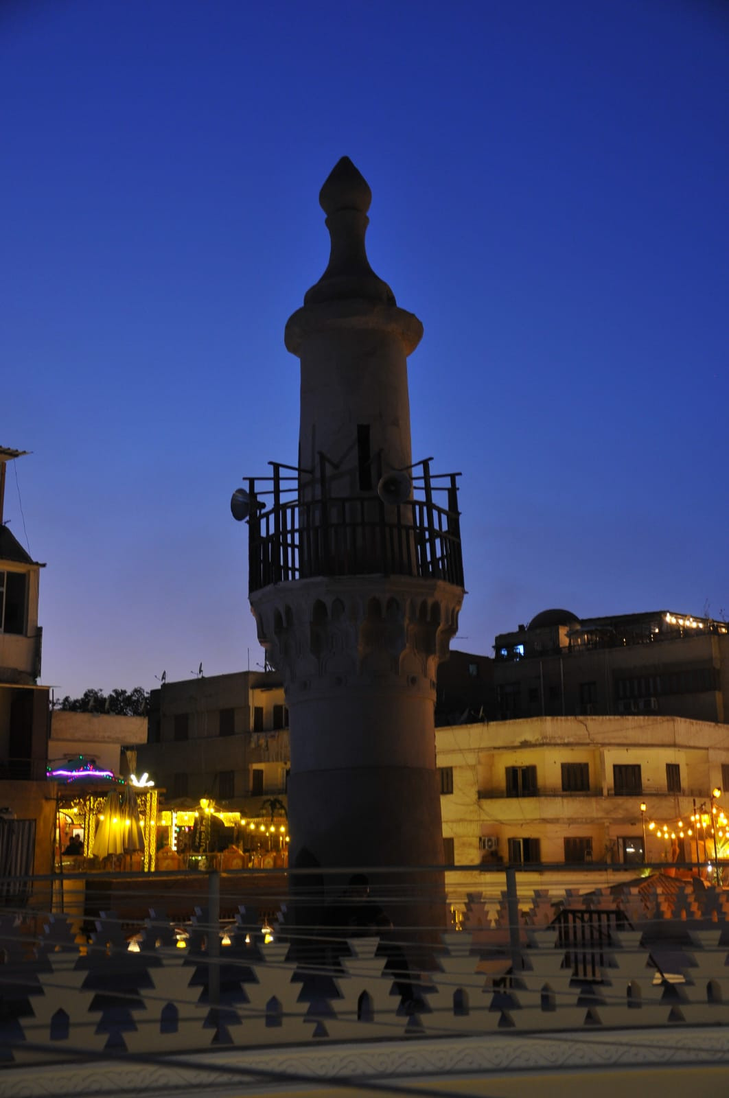 جامع الاقمر