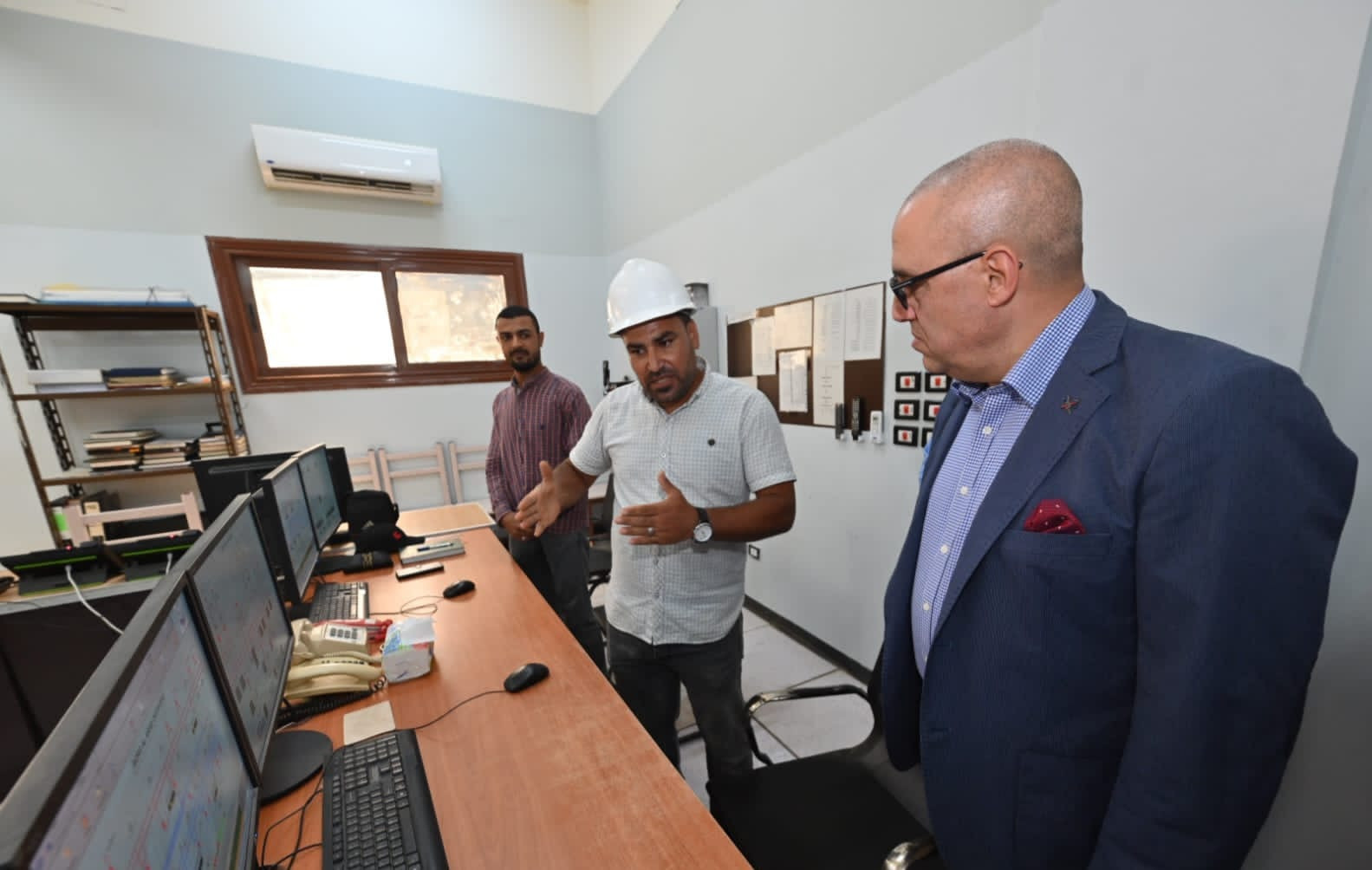 عاصم الجزار وزير الإسكان