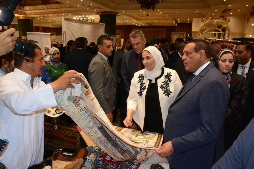 هشام آمنة ونيفين القباج