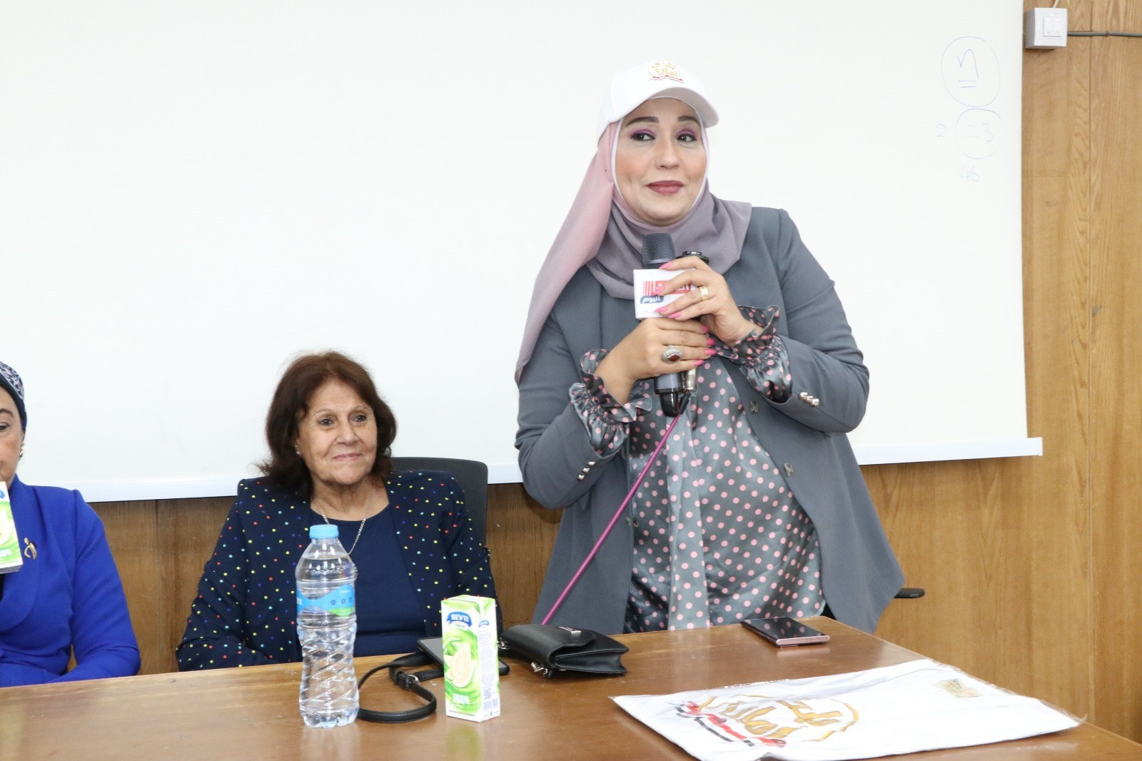 قومي المرأة