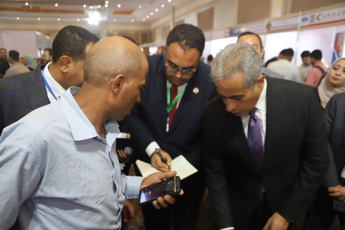 وزير العمل