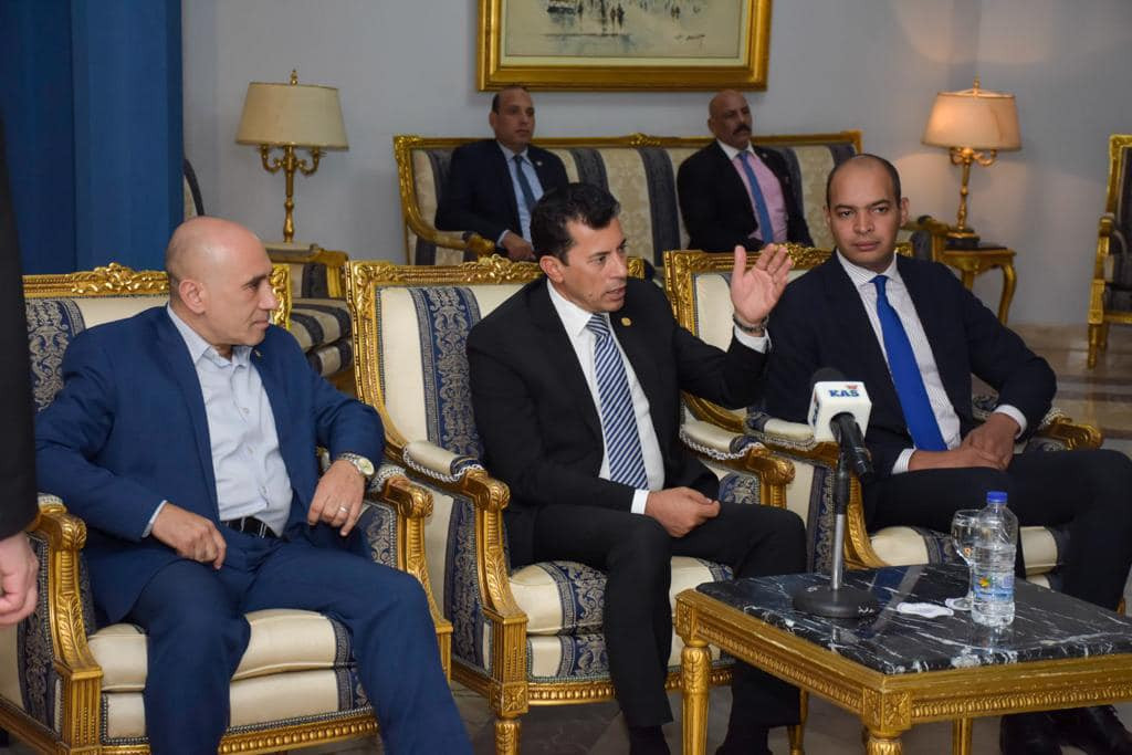 وزير الرياضة