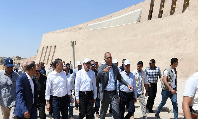 رئيس الوزراء
