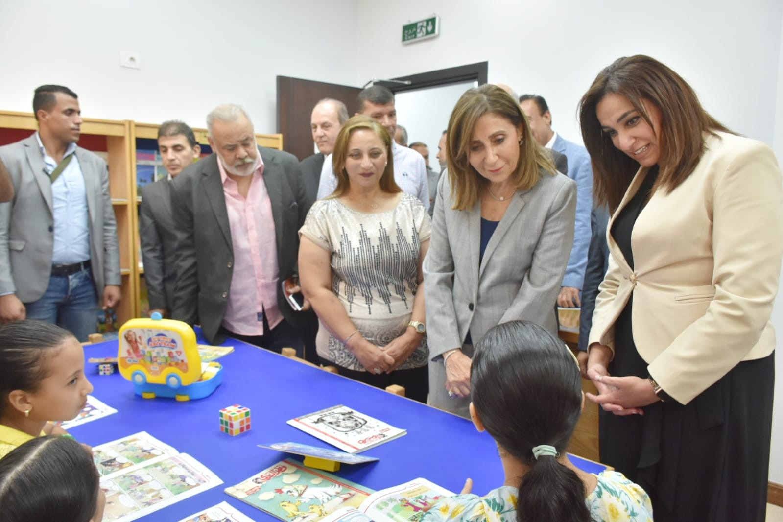 وزيرة الثقافة