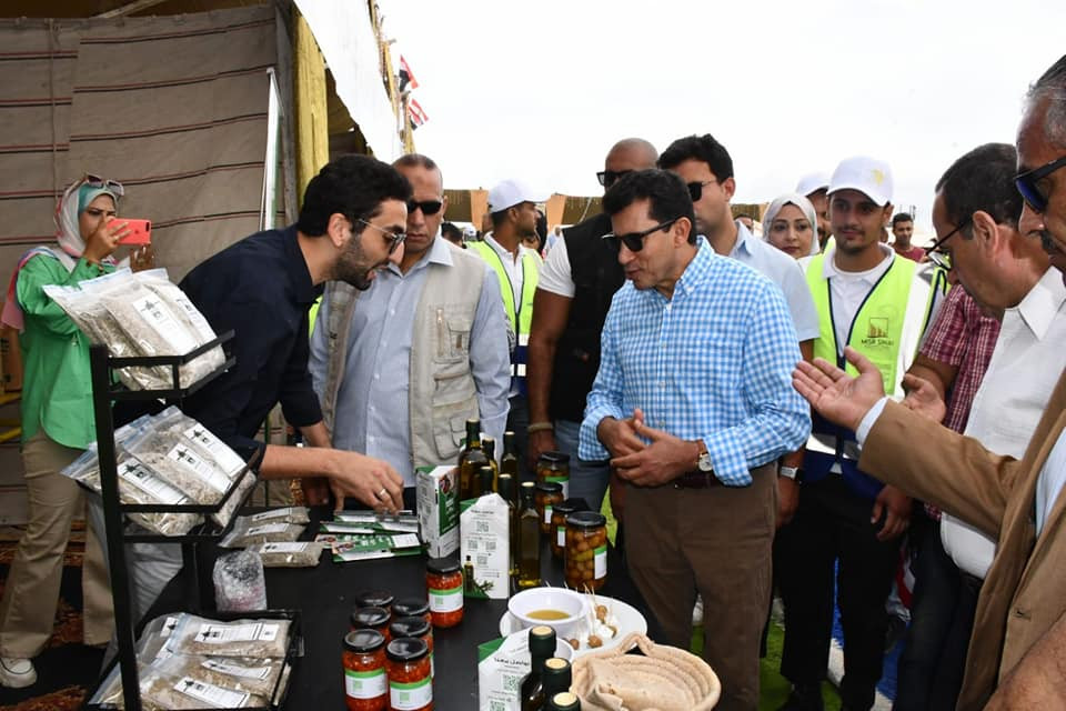 مهرجان الزيتون بالعريش